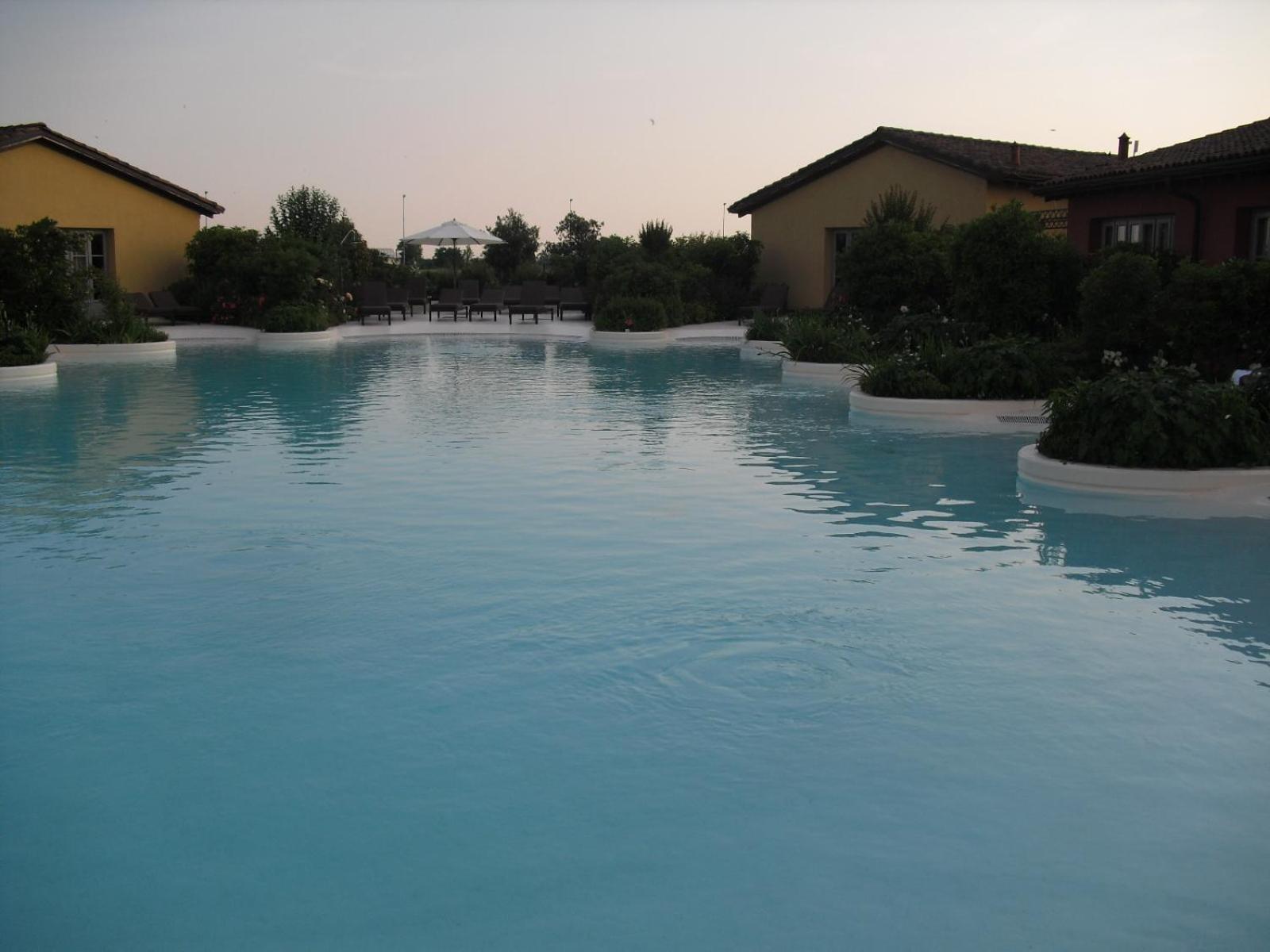 Joia Hotel & Luxury Apartments Rta Brusaporto Eksteriør billede